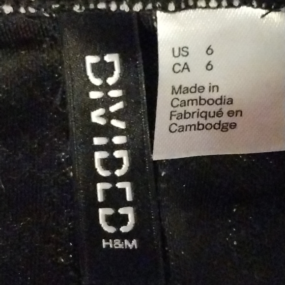 Divided Dress - Picture 3 of 5